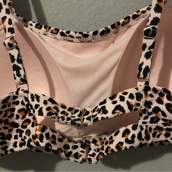 Bra Top Leopard Pattern - Picture 6 of 10
